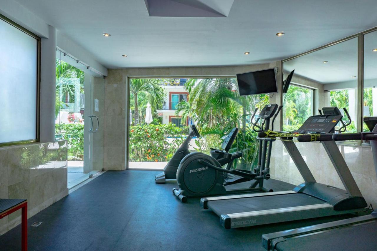 Paseo Del Sol Condohotel By Bvr Playa del Carmen Exterior photo