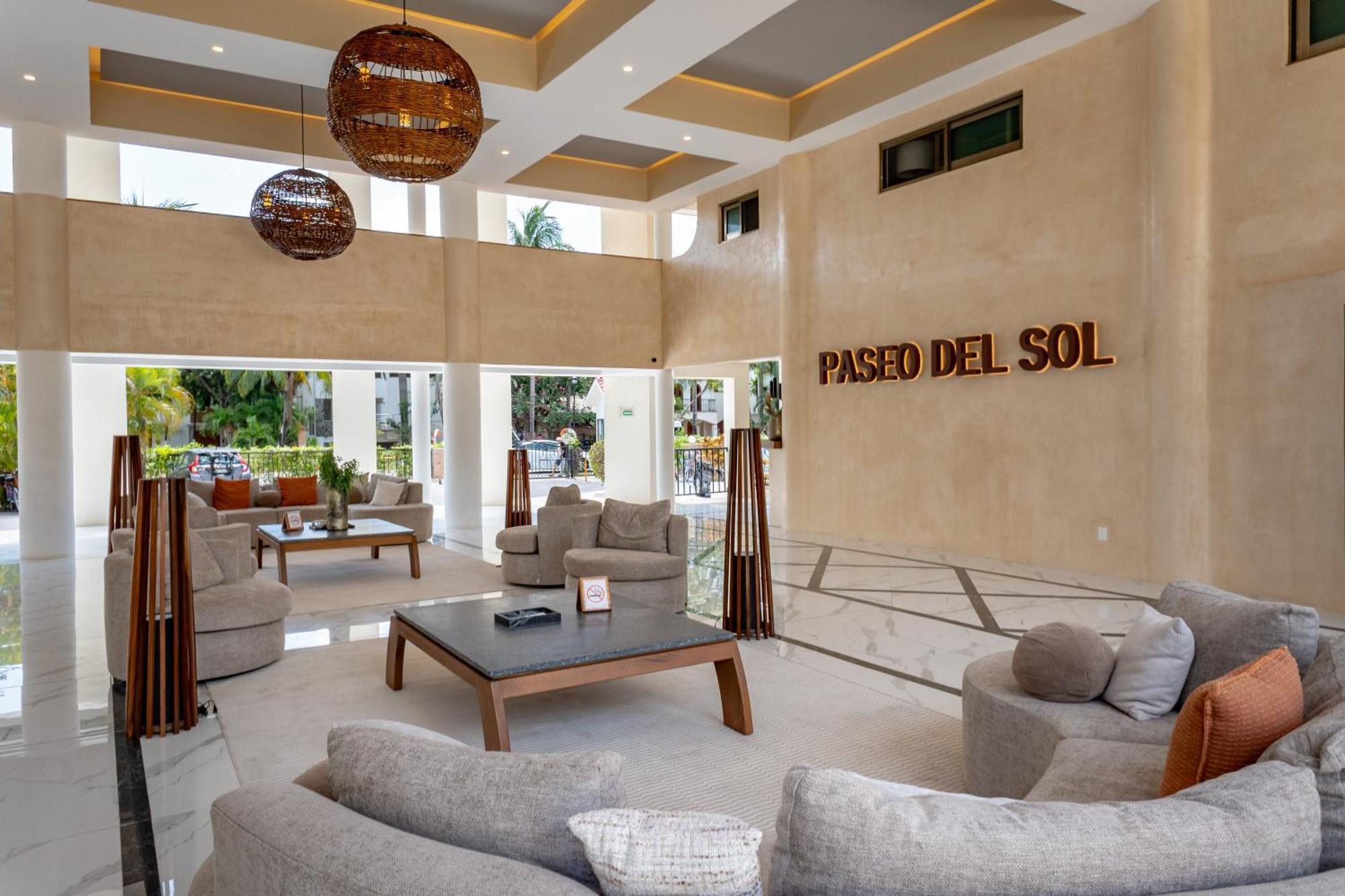 Paseo Del Sol Condohotel By Bvr Playa del Carmen Exterior photo