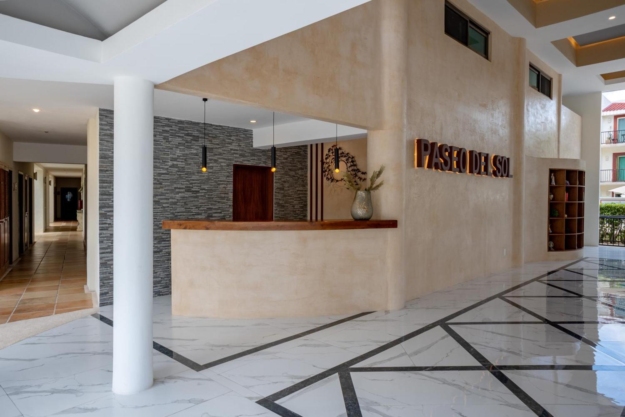 Paseo Del Sol Condohotel By Bvr Playa del Carmen Exterior photo