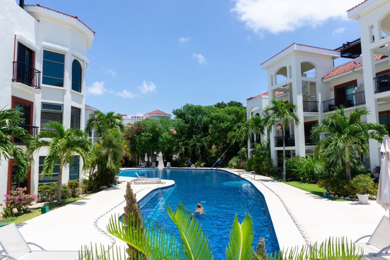 Paseo Del Sol Condohotel By Bvr Playa del Carmen Exterior photo