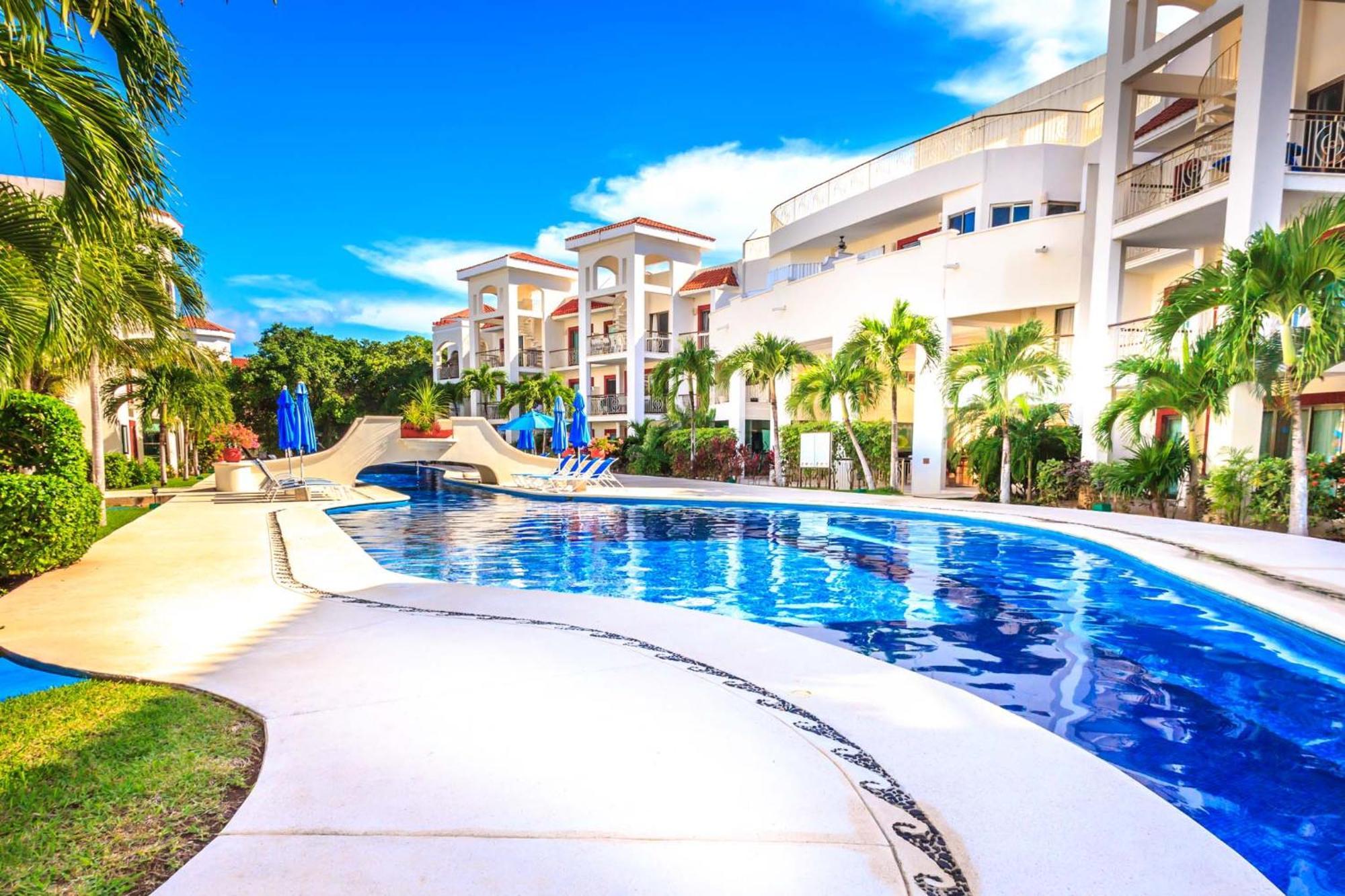 Paseo Del Sol Condohotel By Bvr Playa del Carmen Exterior photo